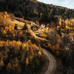 Na Drzewie Ceprowo Chalet *