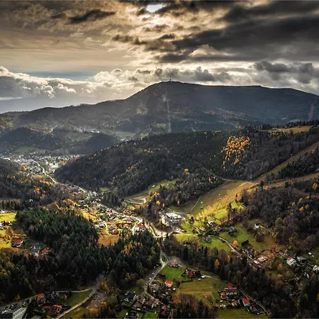 Alpstuga Na Drzewie Ceprowo