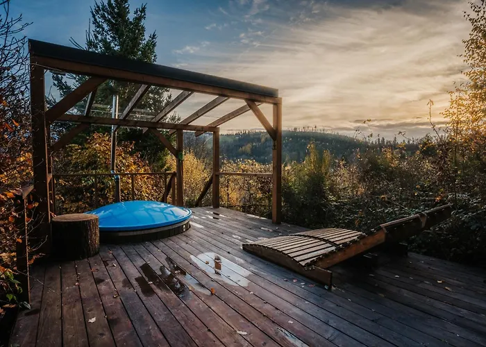 Na Drzewie Ceprowo Chalé